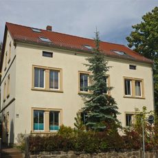 Wohnhaus in offener Bebauung Pulsnitzer Straße 45