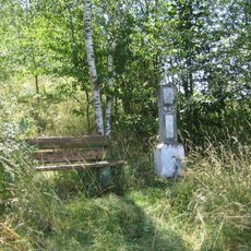 Boží muka u silnice jižně na okraji Starého Klíčova