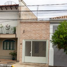 Building at Rua Barão do Rio Branco, 121