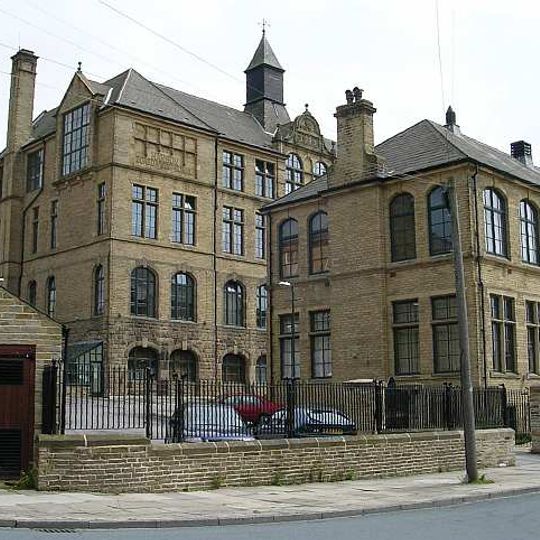 Former Craft Block At Carlton-Bolling School