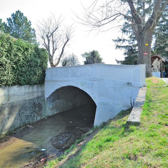 Straßenbrücke Deutsch-Altenburg