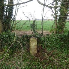 Milestone, E of Barrington; W of Hollowbarn Farm