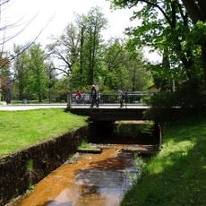 Most Sokolské ulice přes Spolský potok v Třeboni