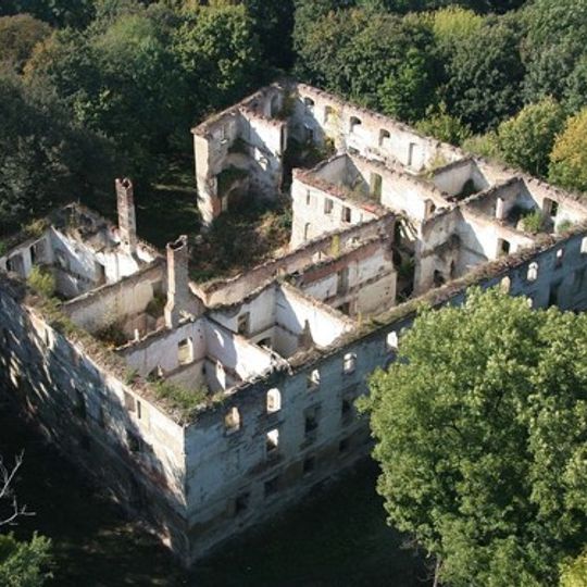 Chrzelice Castle