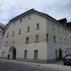 Zuhaus zum Baumwirtshaus