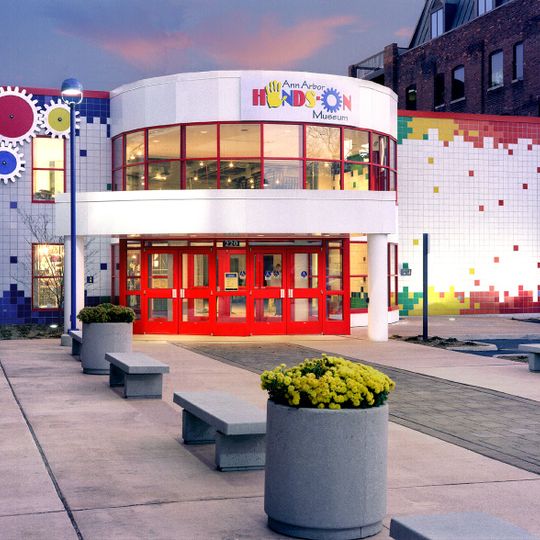 Ann Arbor Hands-On Museum and Leslie Science & Nature Center