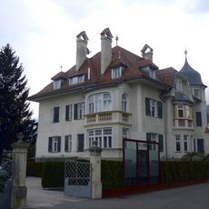 Giuseppe-Verdi-Straße 18