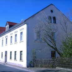 Wohnhaus (zwei Gebäudeteile, Denkmal nur hinterer Teil)