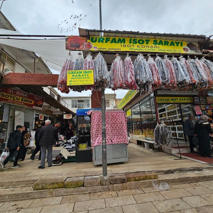 Dergah Bazaar