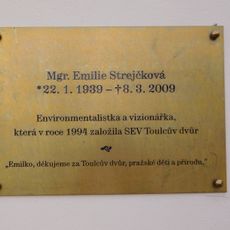 Plaque to Emilie Strejčková