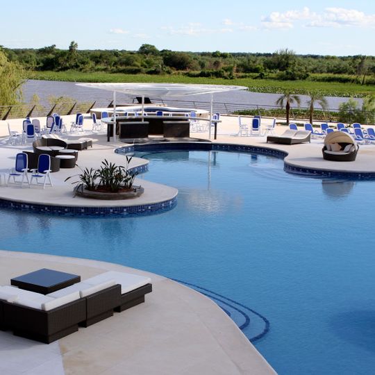 Resort Yacht Y Golf Club Paraguayo