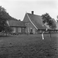 Scholten Linde, Volthe