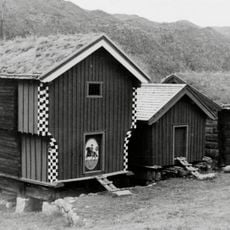 SUDI-OPPISTOGA GRUNGE