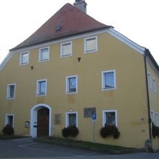 Ehemaliges Bezirksamt, vormals Meierhof