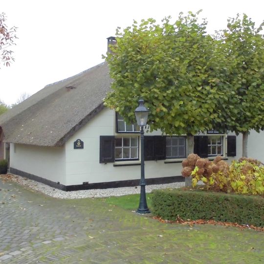 Nieuw-Loosdrechtsedijk 56, Nieuw-Loosdrecht