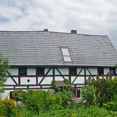 Wohnstallhaus Clemens-Hanusch-Weg 3