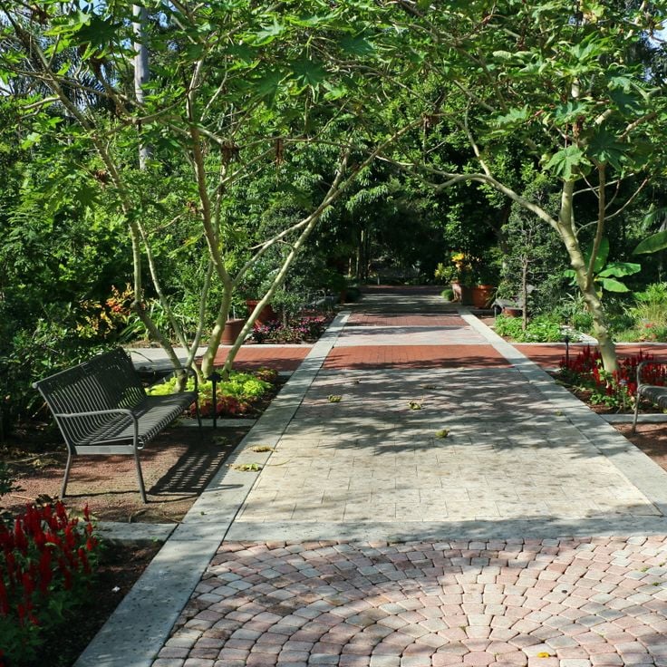 Leu Gardens