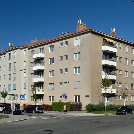 Wohnhausanlage Krottenbachstraße 104