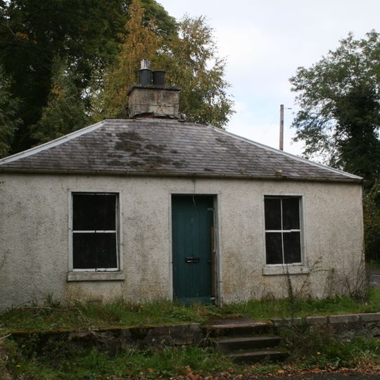 Lodge, Bonjedward House