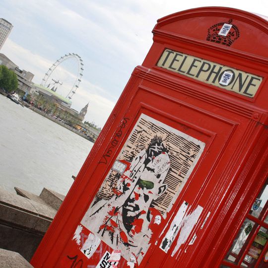 K2 Telephone Kiosk By Submarine Memorial