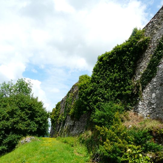 Enceinte de la ville haute de Saint-Bertrand-de-Comminges