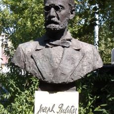 Pulitzer József-szobor