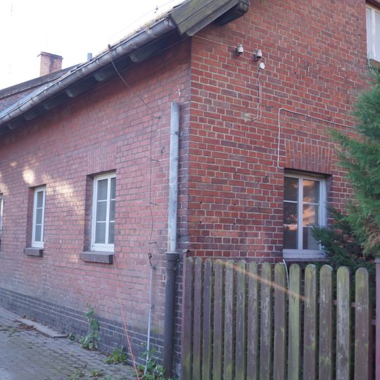 Budynek administracyjno-mieszkalny