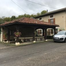 Fontaine-lavoir de Villechantria