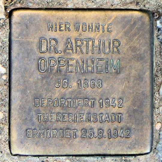 Stolperstein dedicated to Dr. med. Arthur Oppenheim