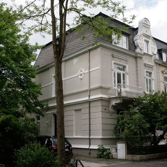 Kolfhausstraße 1