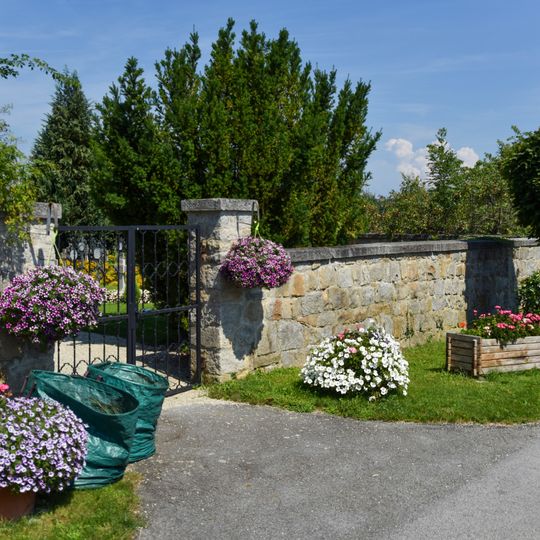 Friedhofsmauer Schweiklberg 1 in Vilshofen an der Donau