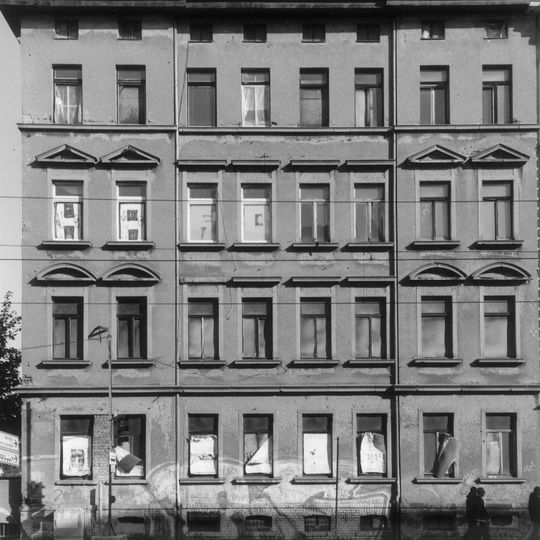 Mietshaus Georg-Schumann-Straße 144