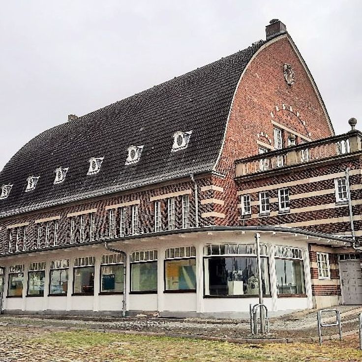 Museu Marítimo de Kiel com Mercado do Peixe e Ponte do Museu