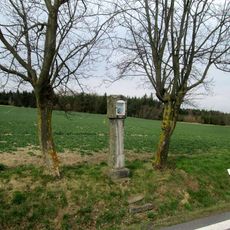 Boží muka západně od Hradešic