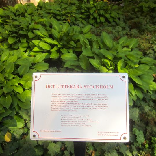 Literary sign: Stieg Trenter