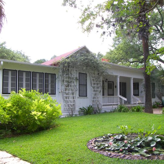 Mayfield-Gutsch Estate