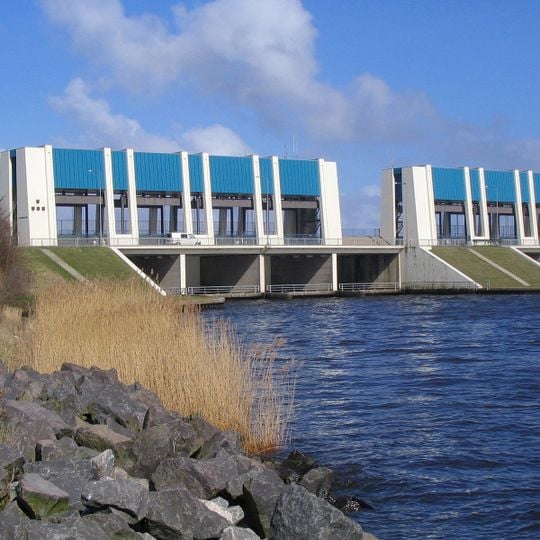 R.J. Cleveringsluizen