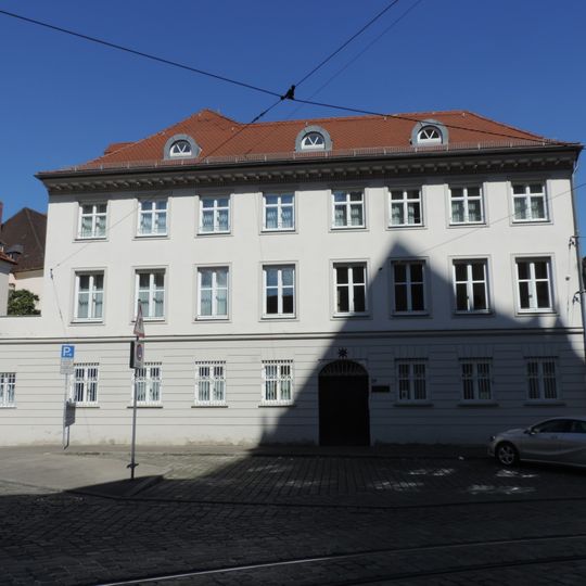 Ehemaliges Domherrenhaus