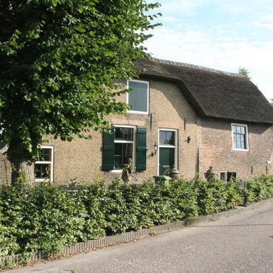 Binnendams 14, Hardinxveld-Giessendam