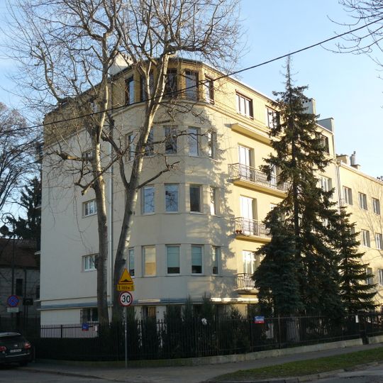 Dom przy ulicy Ikara 17