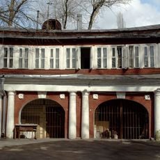 Циркумференция (служебный корпус) (Хамовники)