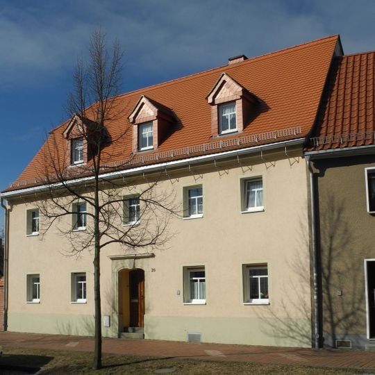 Wohnhaus in halboffener Bebauung Freiberger Straße 26