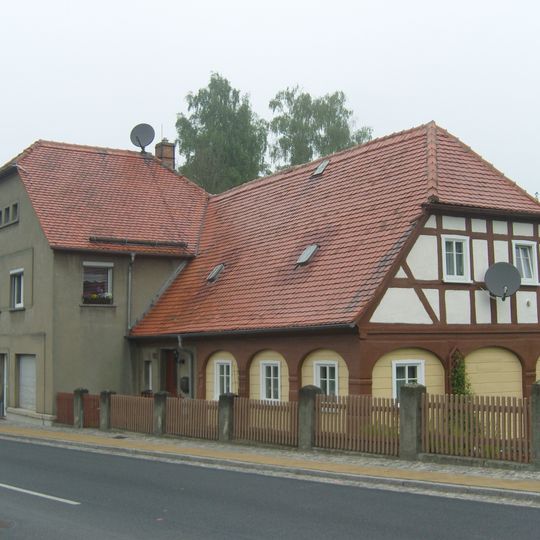 Hauptstraße 105