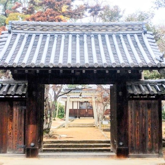 Natsukawa Castle