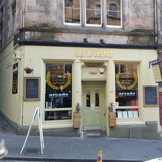 Edinburgh, 48 Cockburn Street