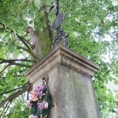 Křížek na západním okraji vsi