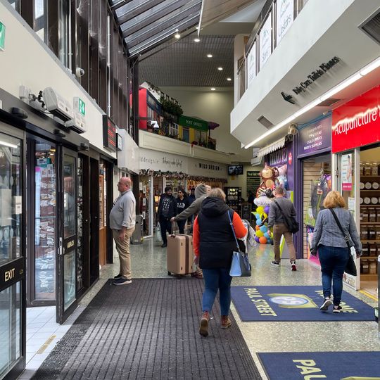 Paul Street Shopping Centre