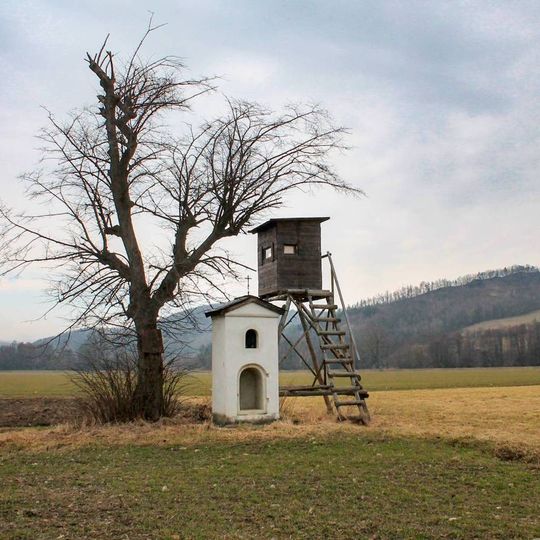 Boží muka u Chromče v polích