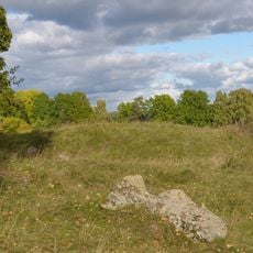 Nr 4 och 6: Kungshögarna