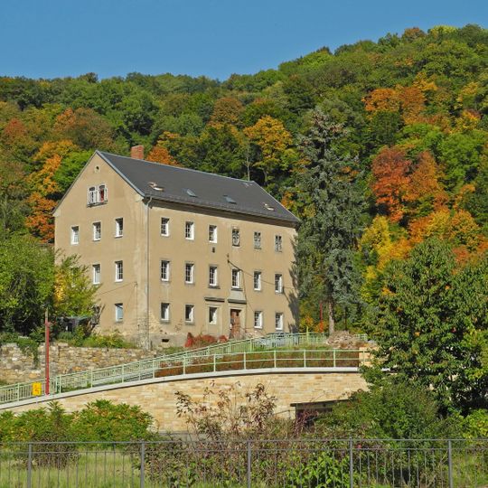 Wohnhaus in offener Bebauung Akademieweg 6
